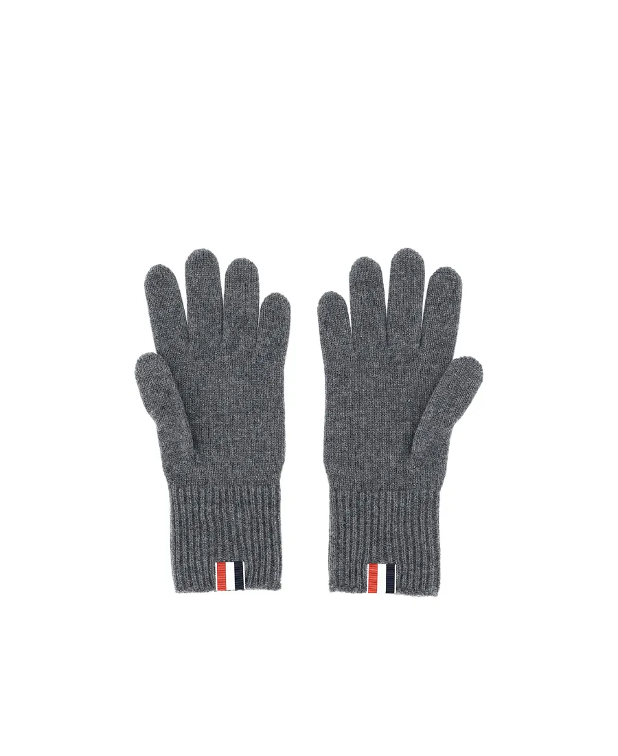 Five-Finger Gloves