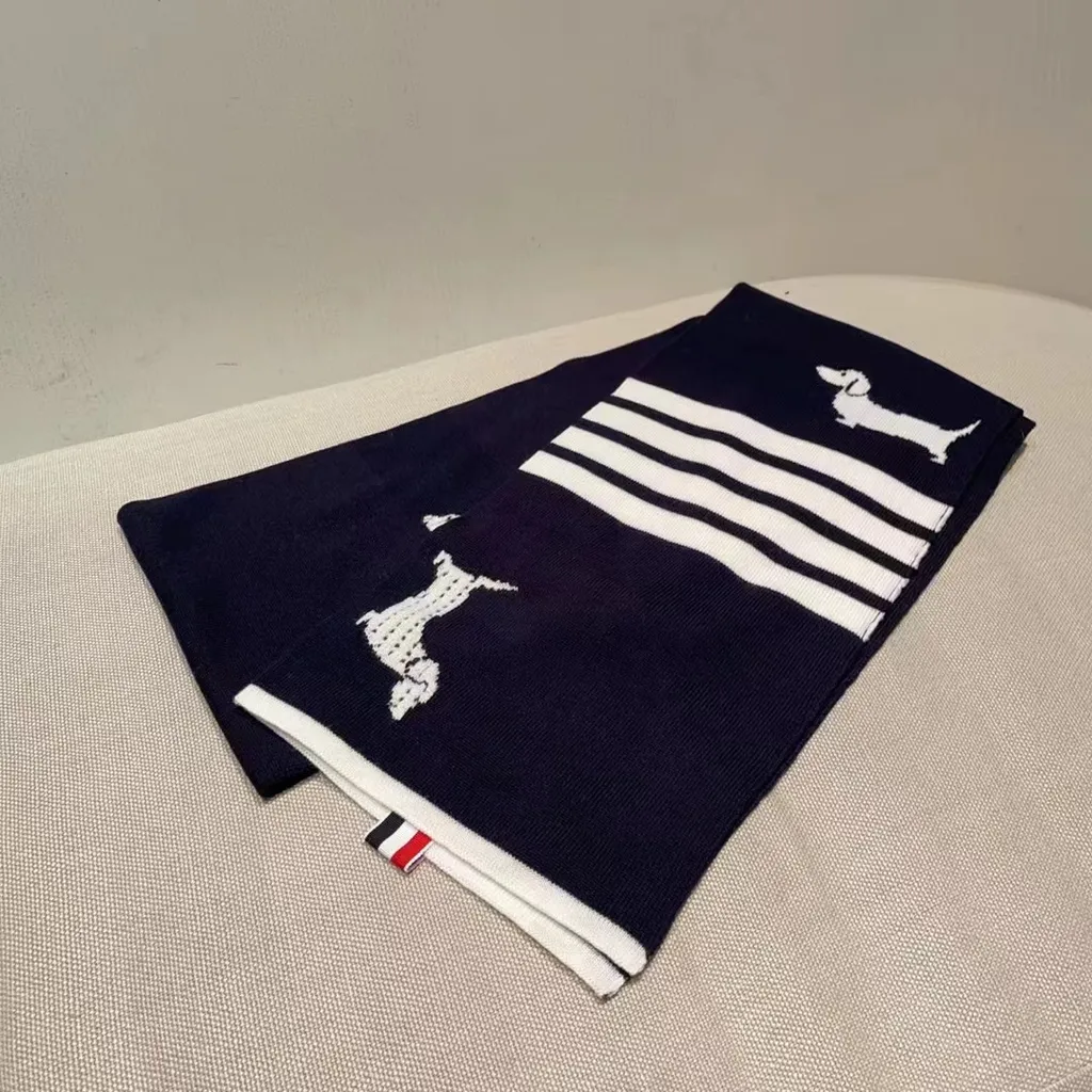 Hector Wool Scarf