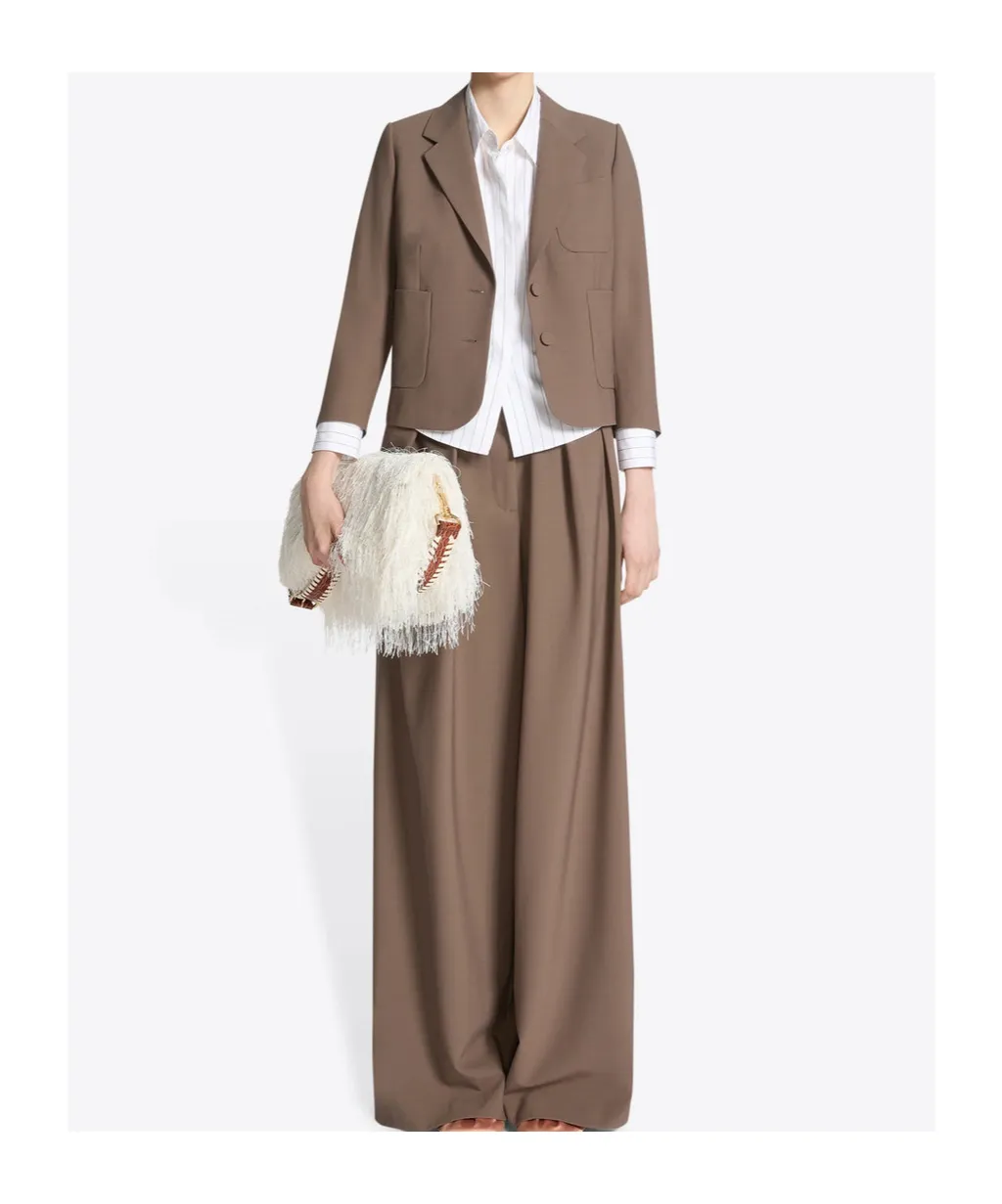 Long-Sleeved Suit Jacket