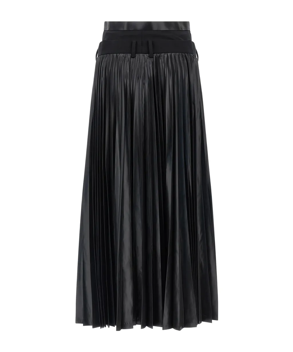 Pleated-Back Slacks