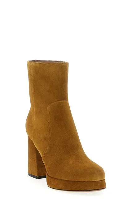 Round-Toed Ankle Boots