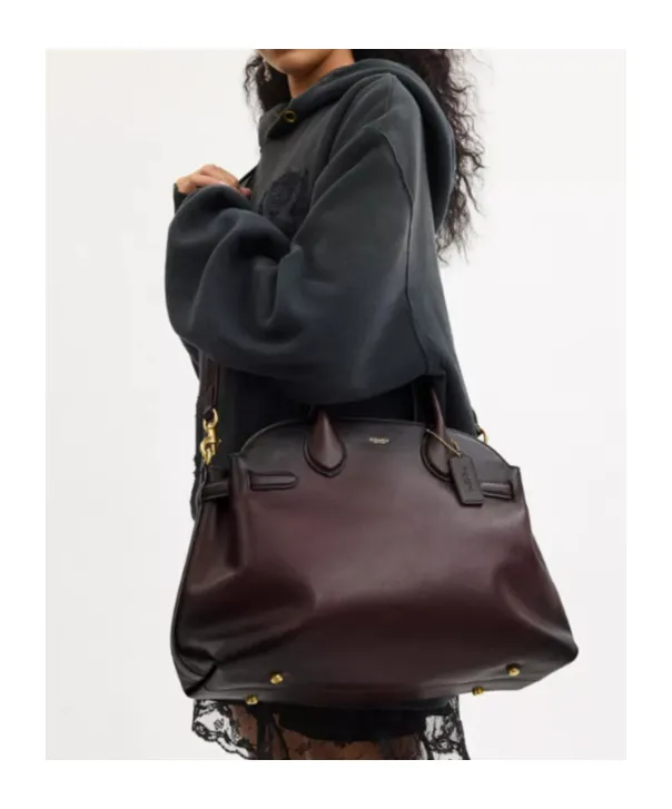 Soft Empire 40 Tote Bag