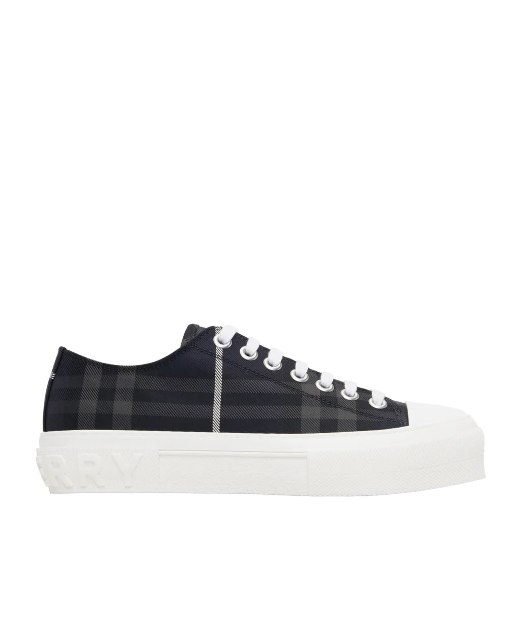 Check Sneakers
