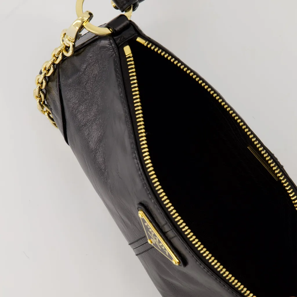 Prada Re-Edition 2002 Zipped Shoulder Bag