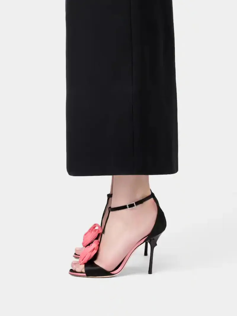 Roger Vivier Floral-Appliqué Pumps