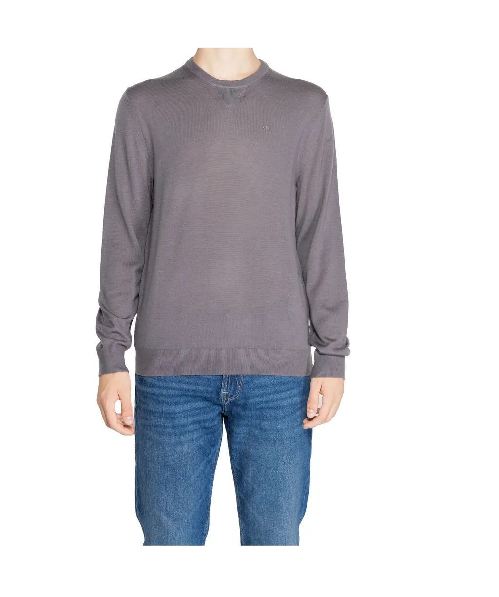 Long-Sleeved Knitwear