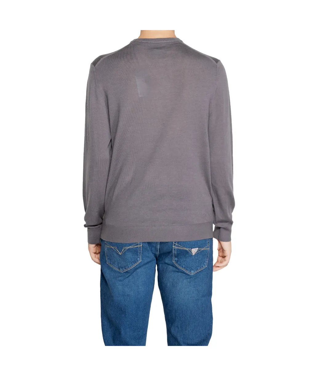 Long-Sleeved Knitwear