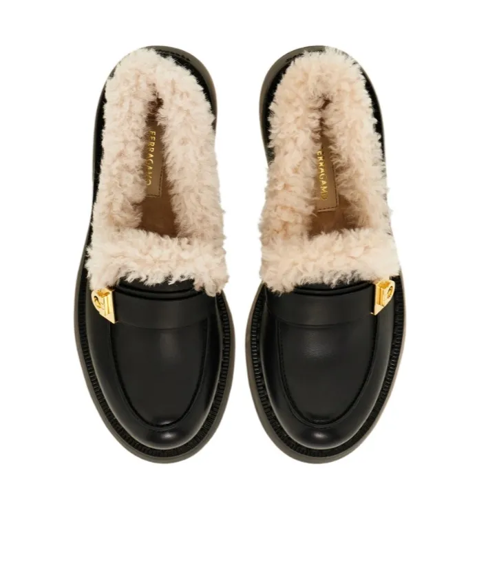 Ferragamo Hug Buckle Detailed Loafers