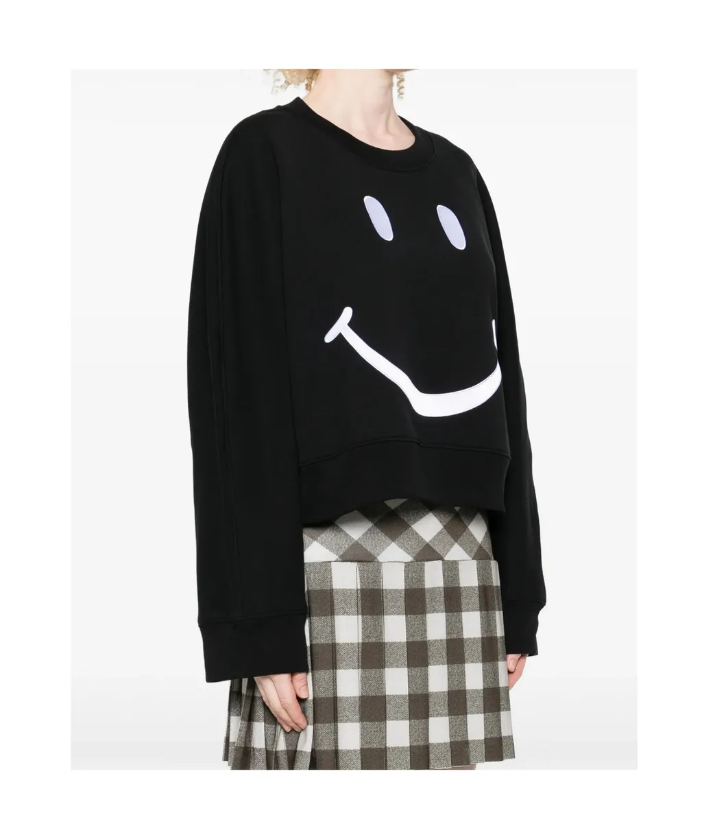 Long-Sleeved Sweatshirt