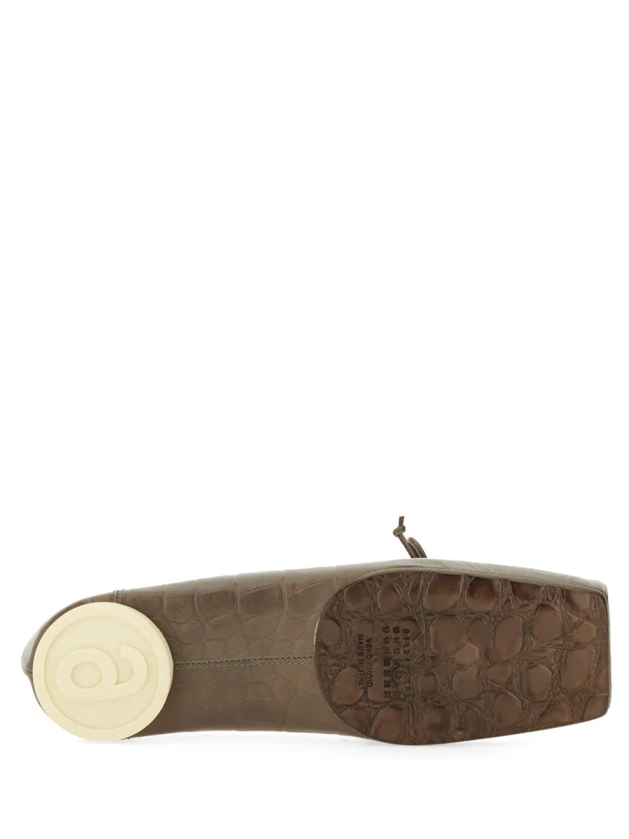Mm6 Maison Margiela Embossed Square-Toe Flats