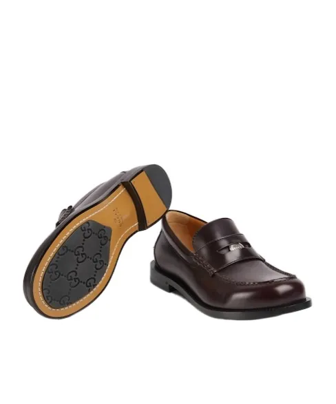 Loafer With Removable Detail