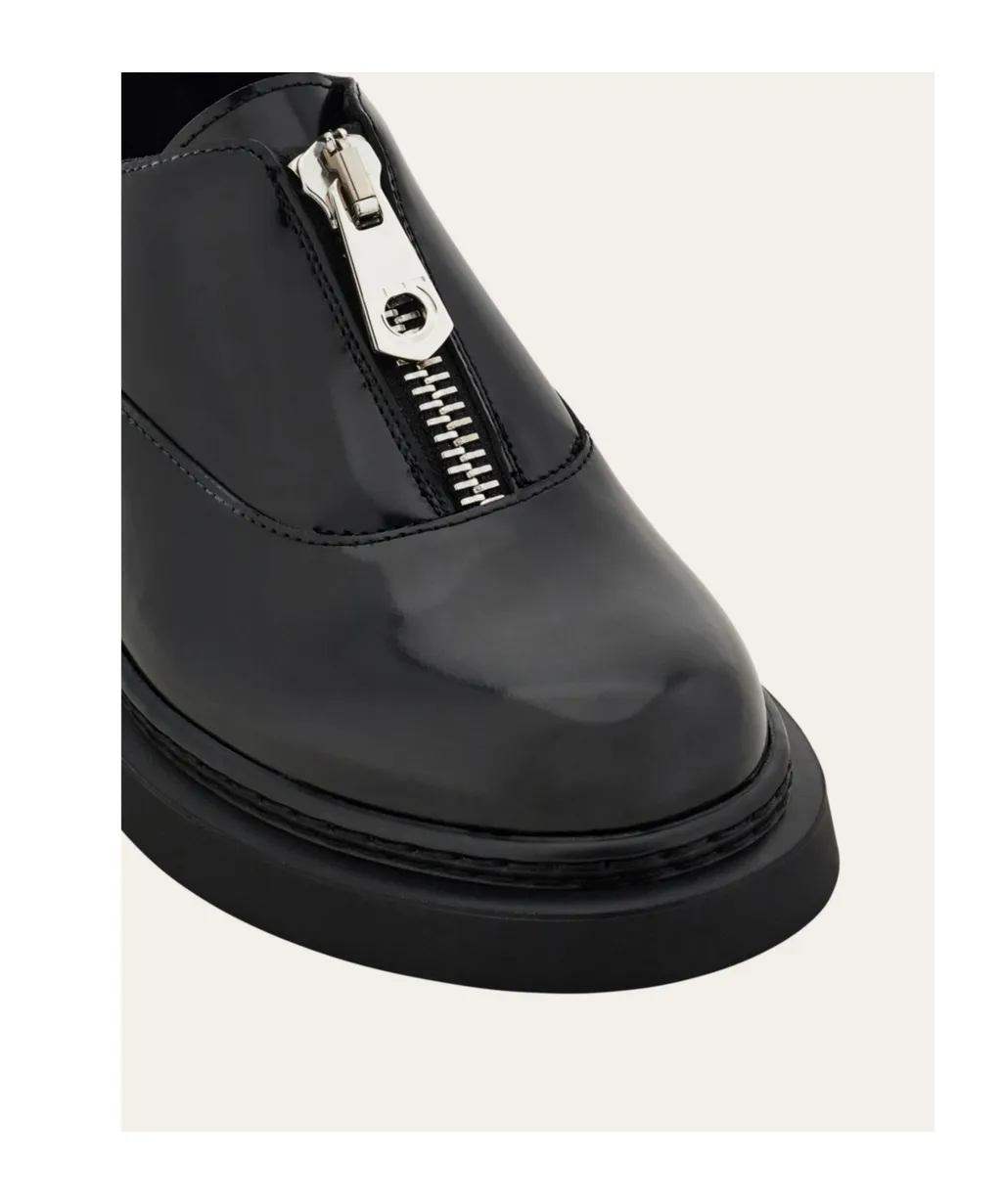 Shoe With Zipper
