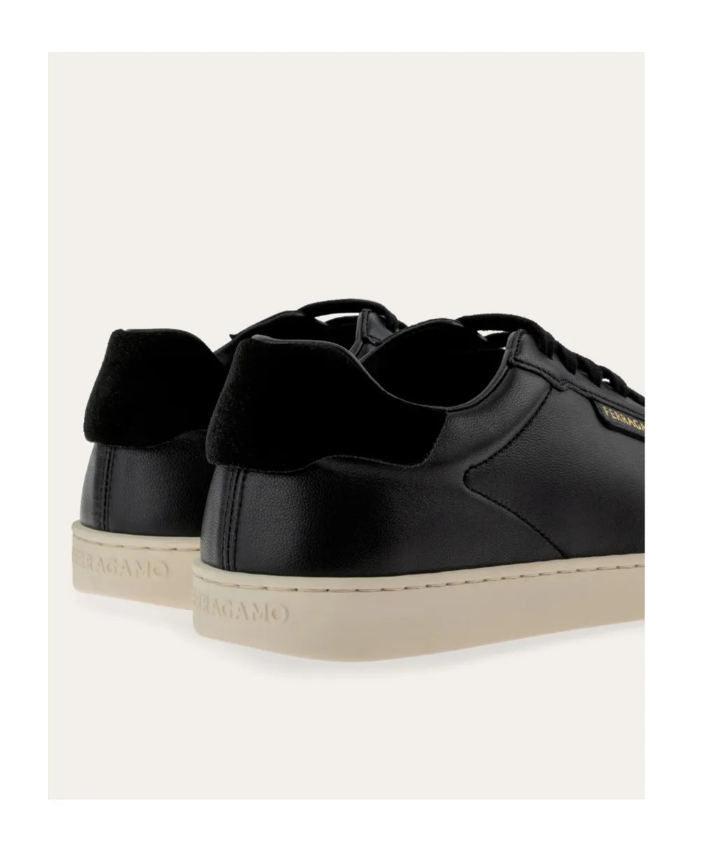 Low-Top Sneaker