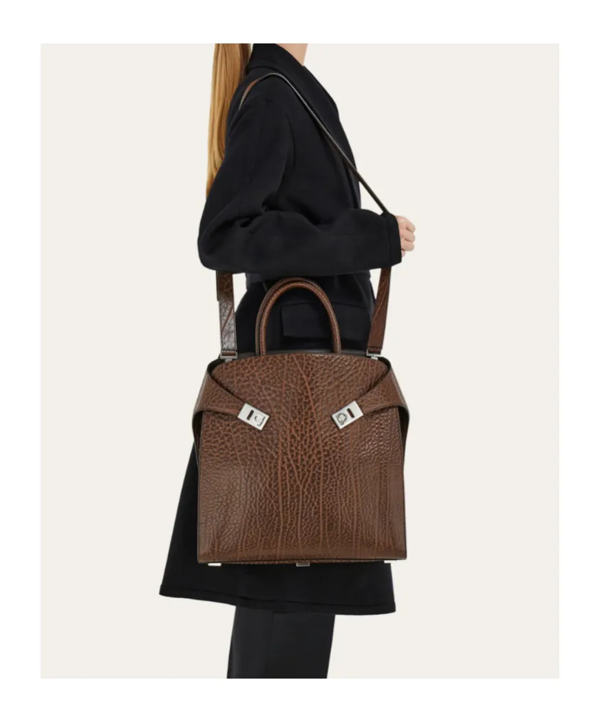 Hug Tote Bag