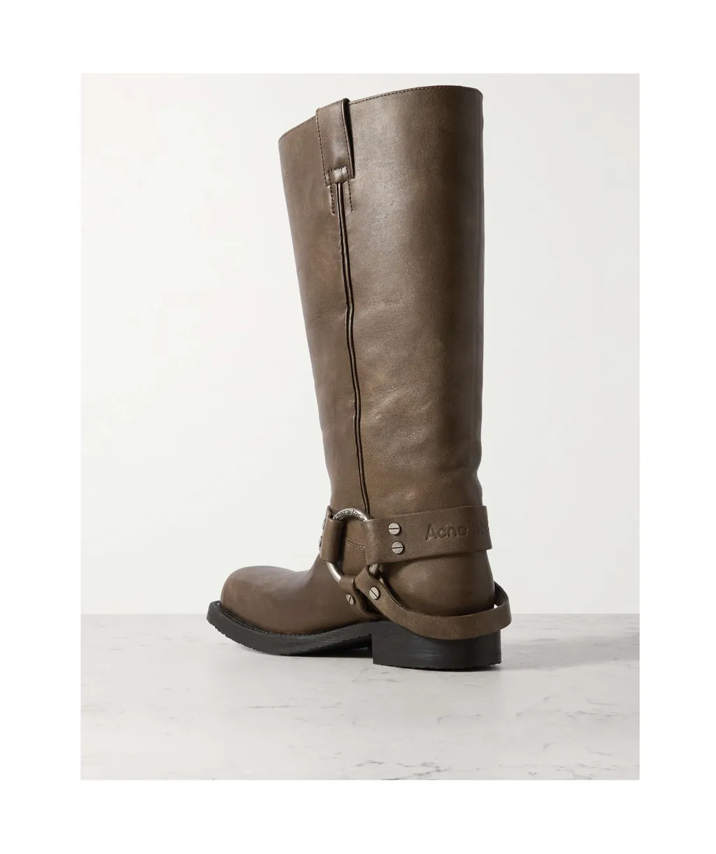 Square-Toed Boots
