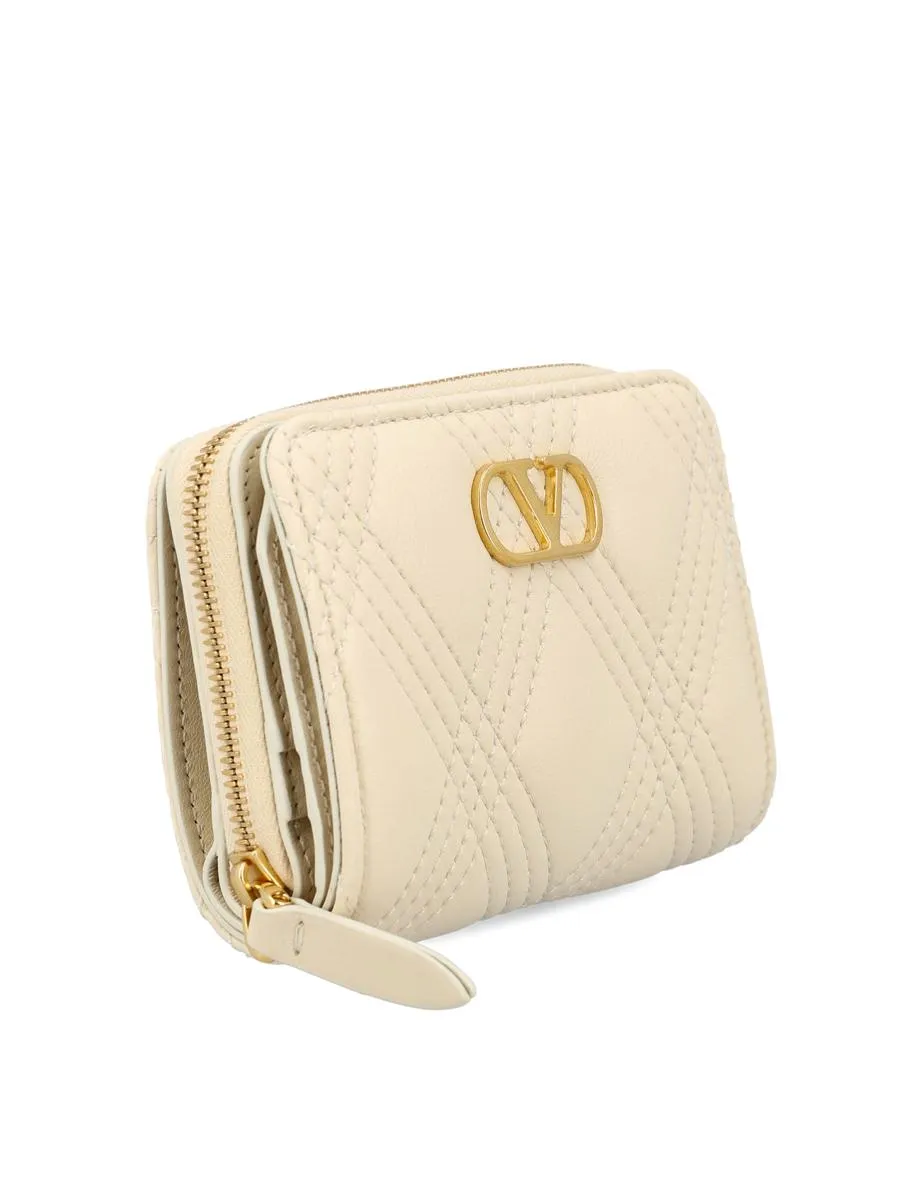 Valentino Quiltie 67 Zip-Up Wallet