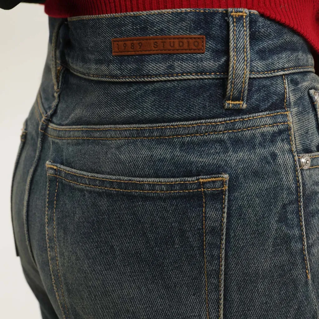 1989 Studio Straight-Leg Jeans