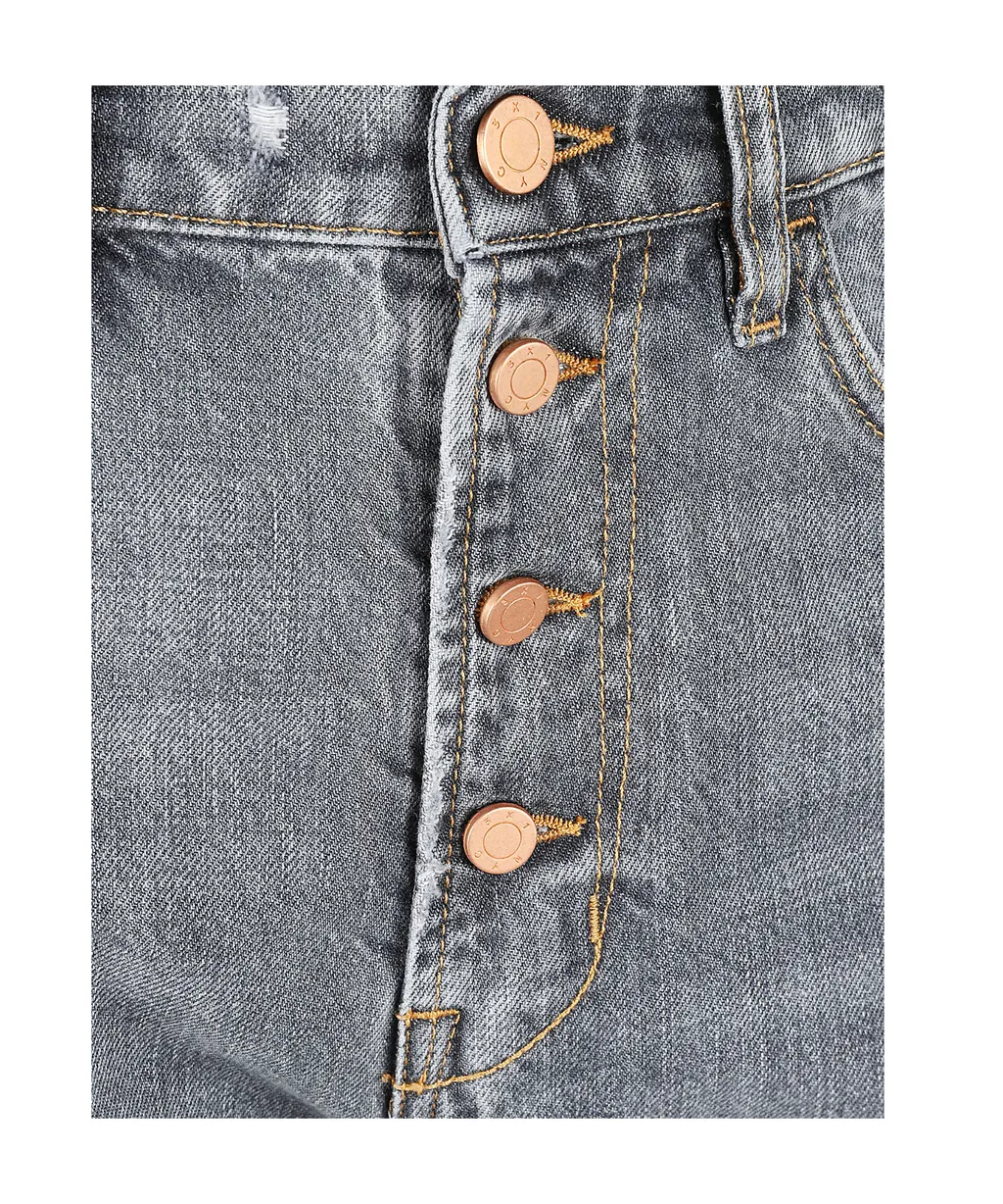 Belt-Loop Jeans