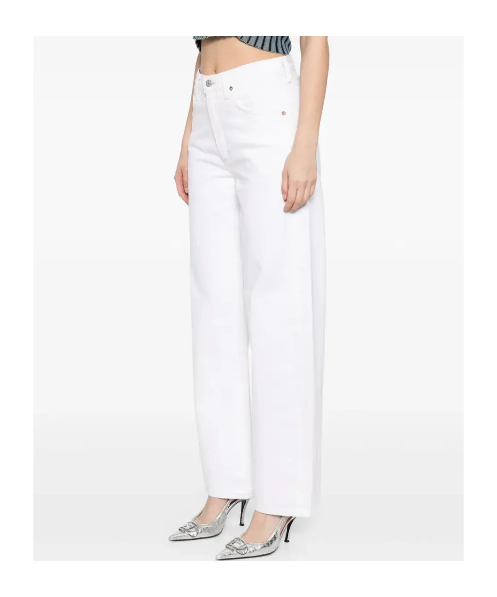 Low Curve Jeans
