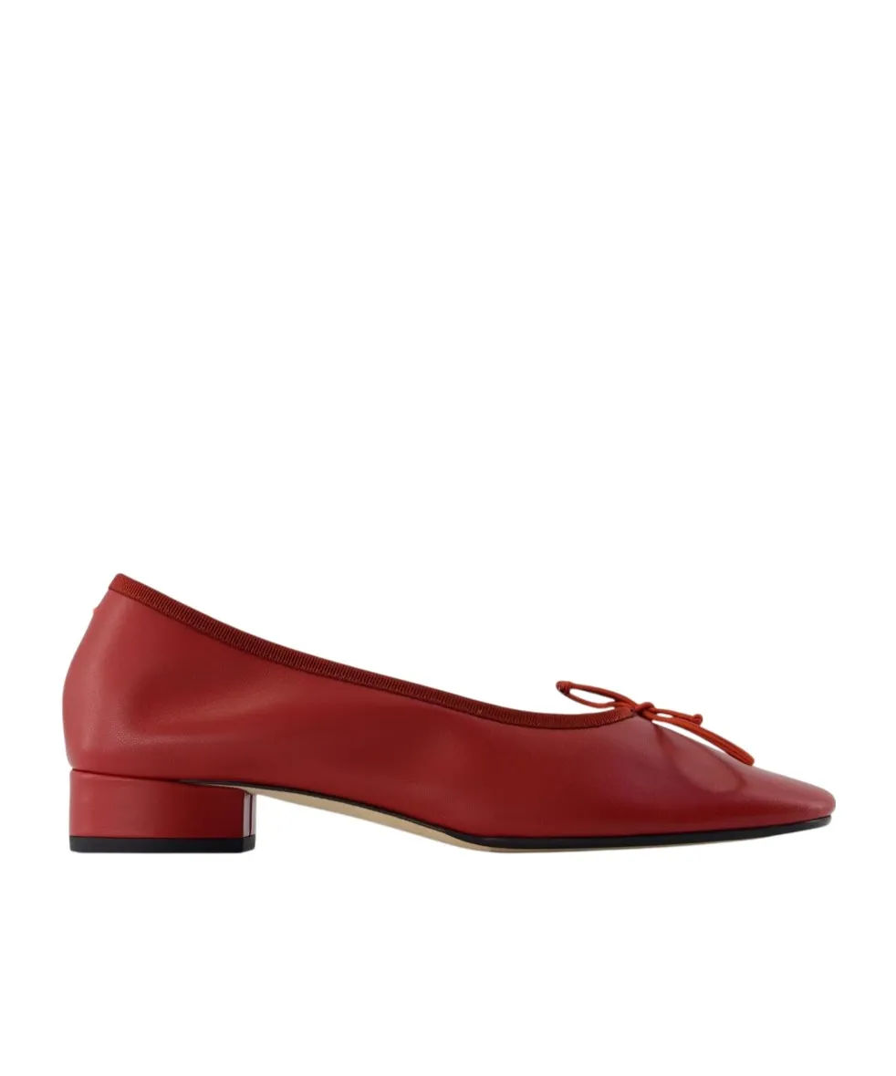 Aeyde Onda Bow Pumps