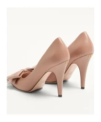 Bowow Suede Pumps