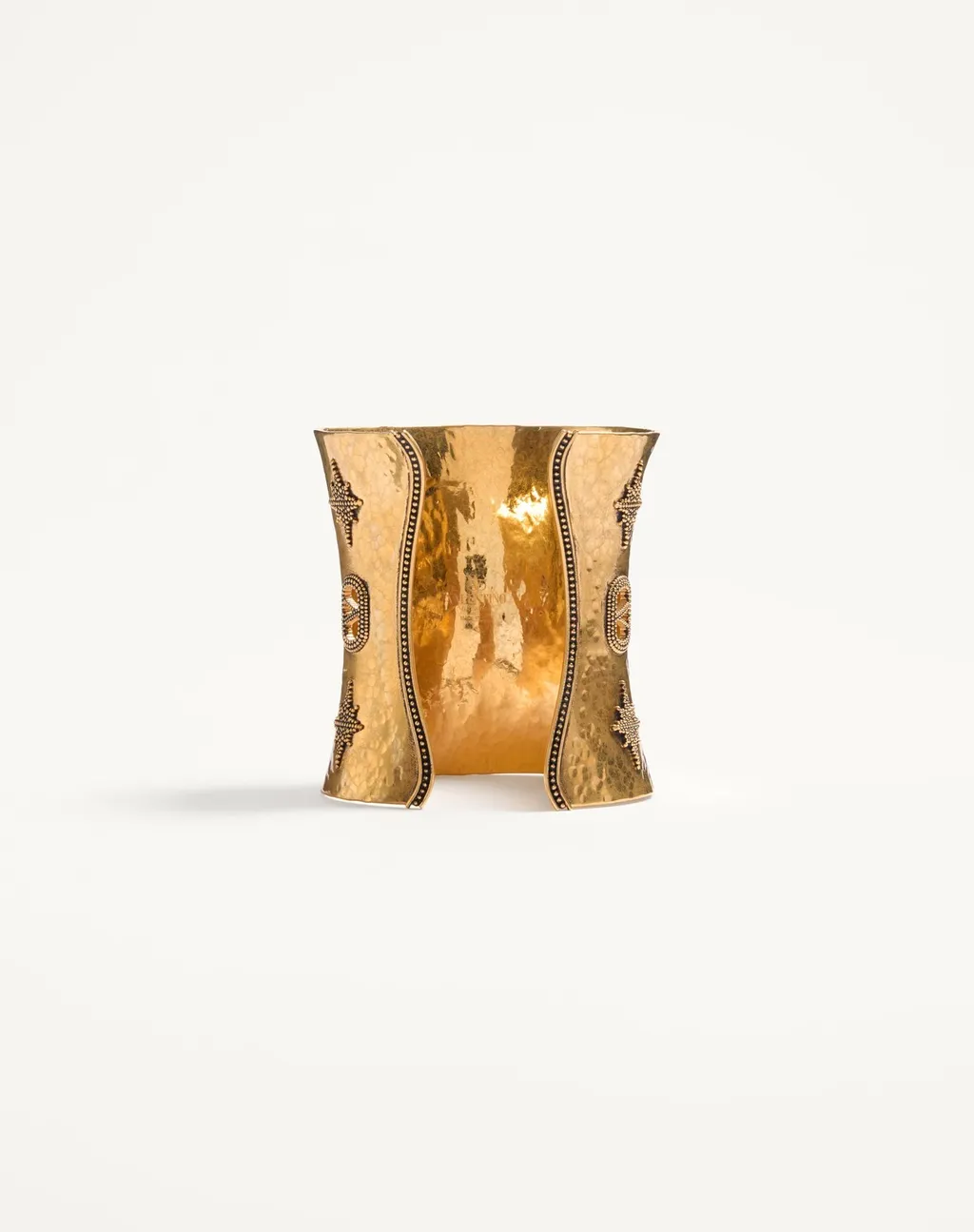 Cuffy Hammered-Pattern Bracelet