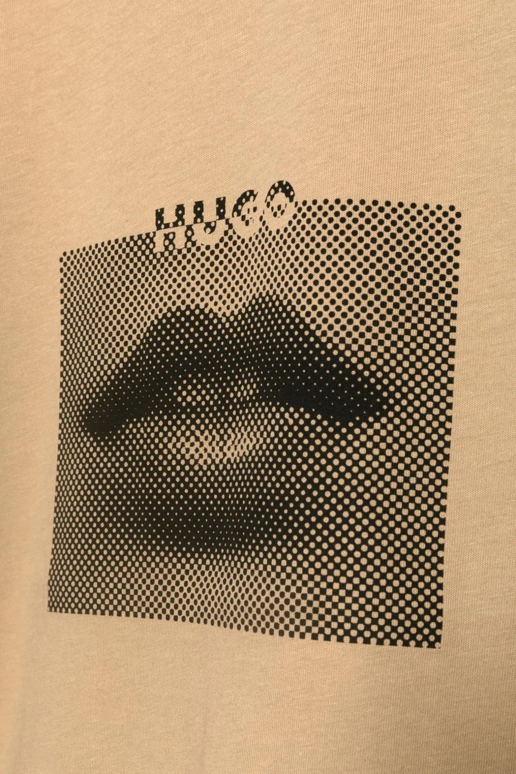 Short-Sleeved T-Shirt