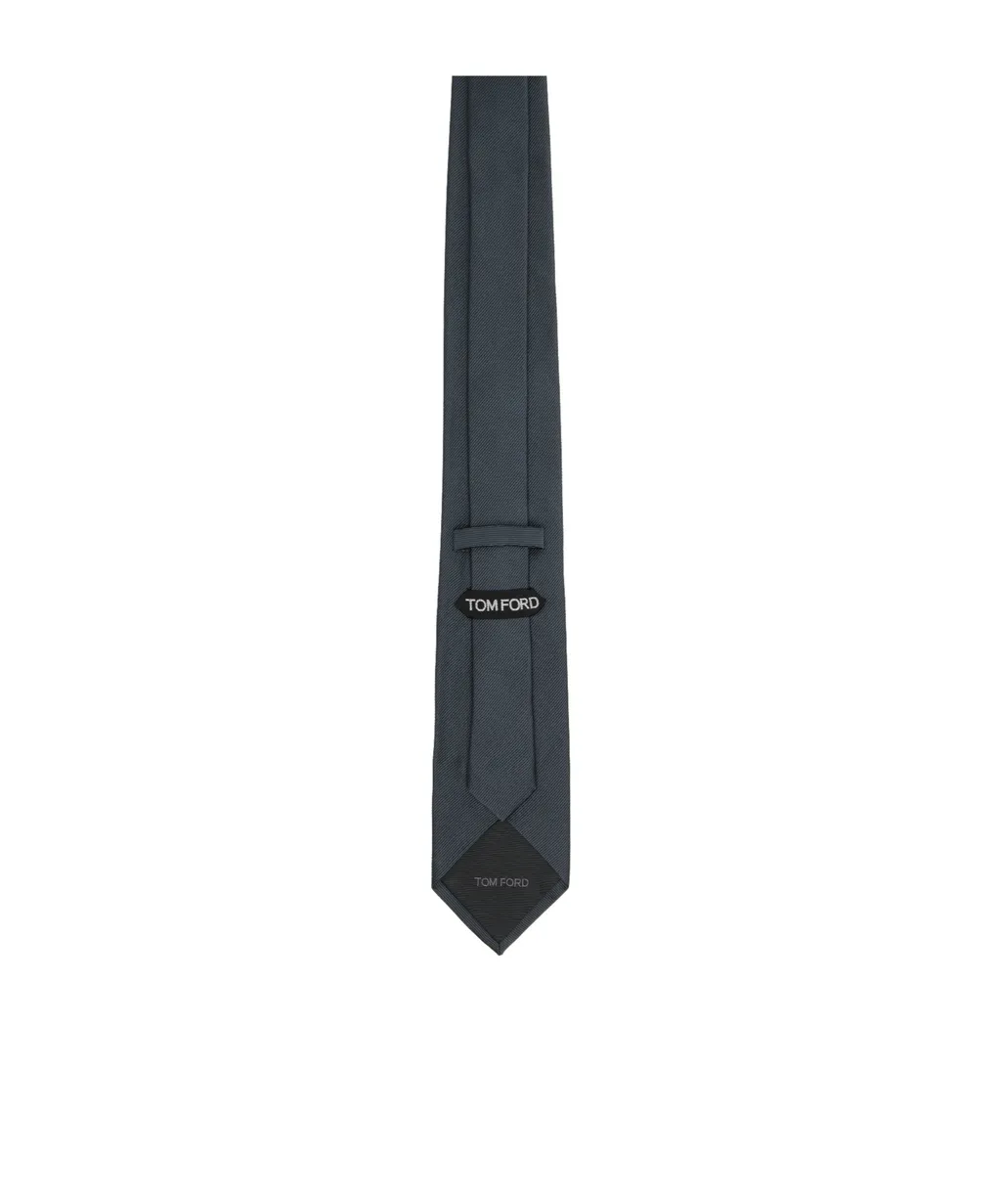 Pointed Tie
