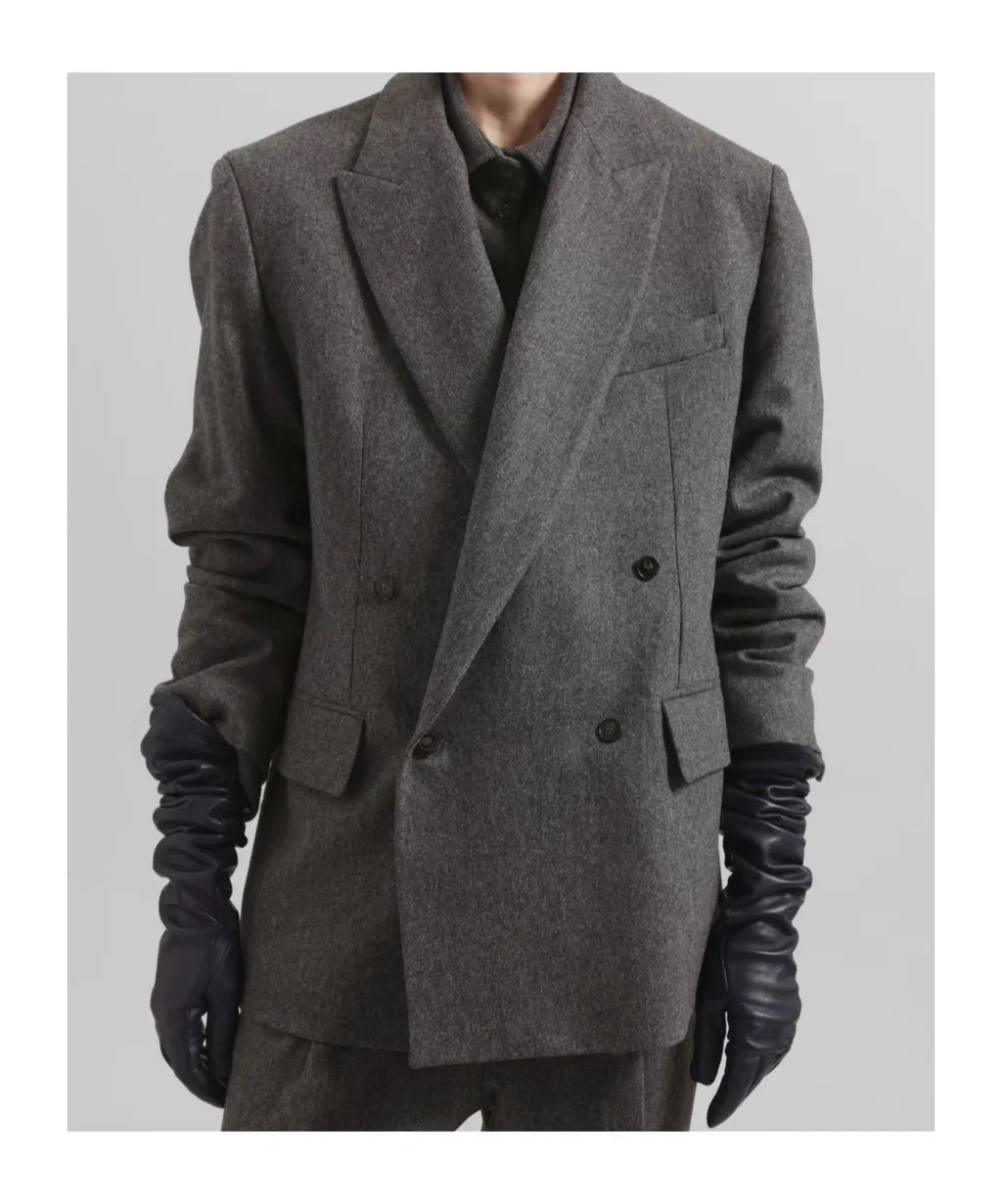 Long-Sleeved Suit Jacket