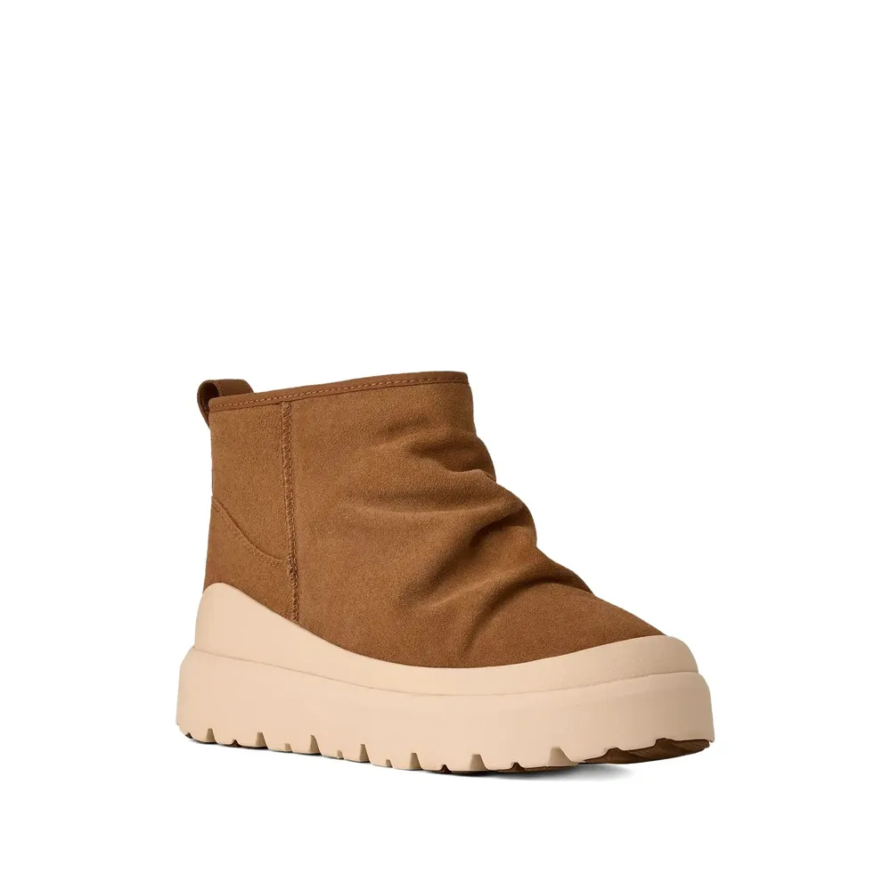 Pull-Up Boots