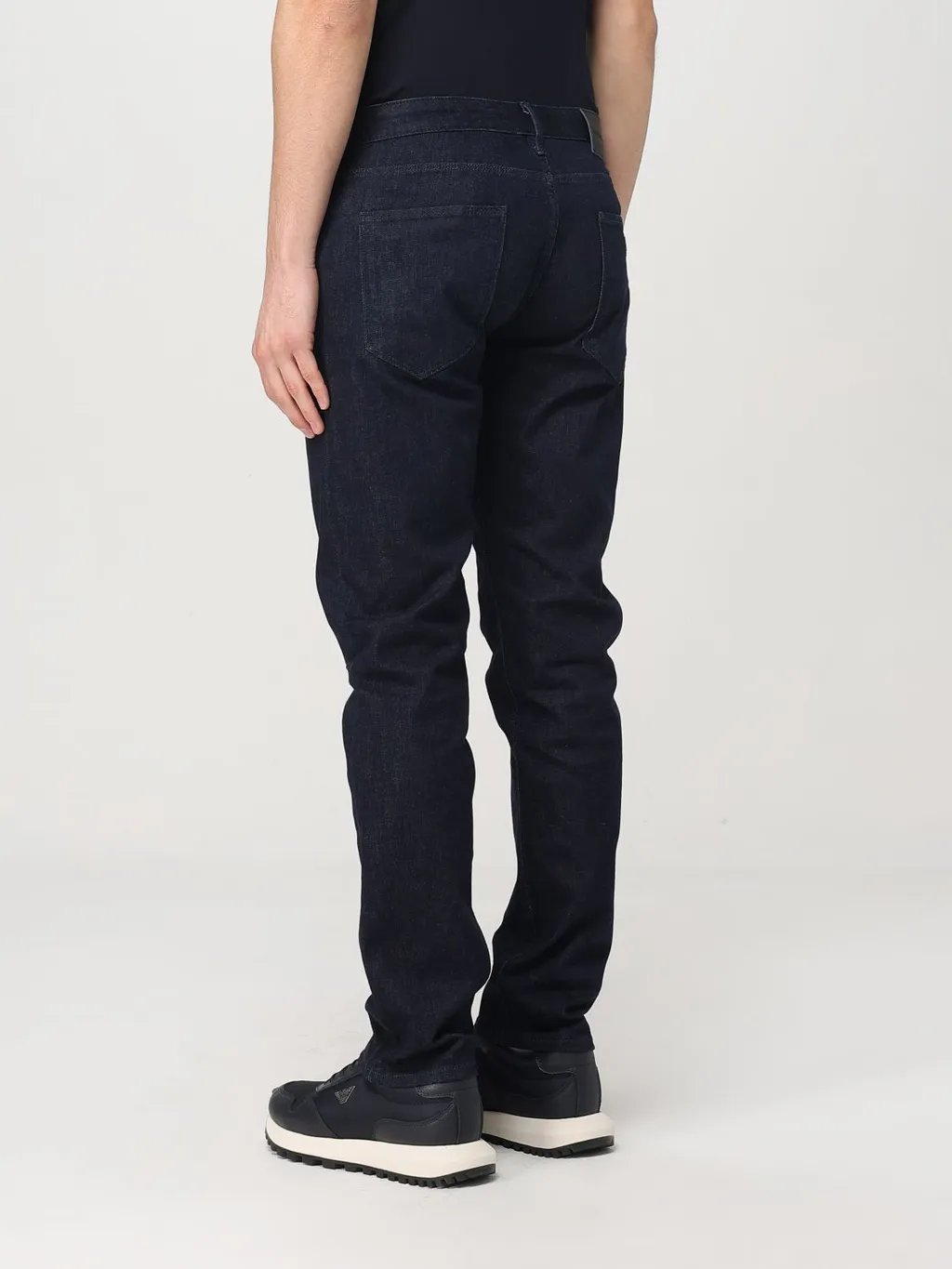 Logo-Plaque Slim-Fit Jeans