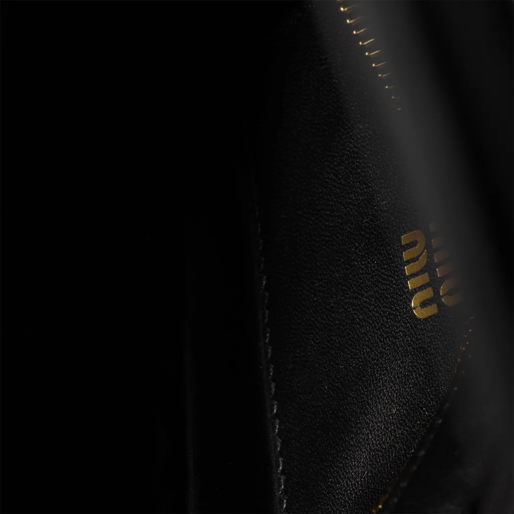 Matelassé Shoulder Bag