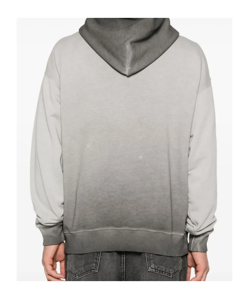 Long-Sleeved Sweatshirt