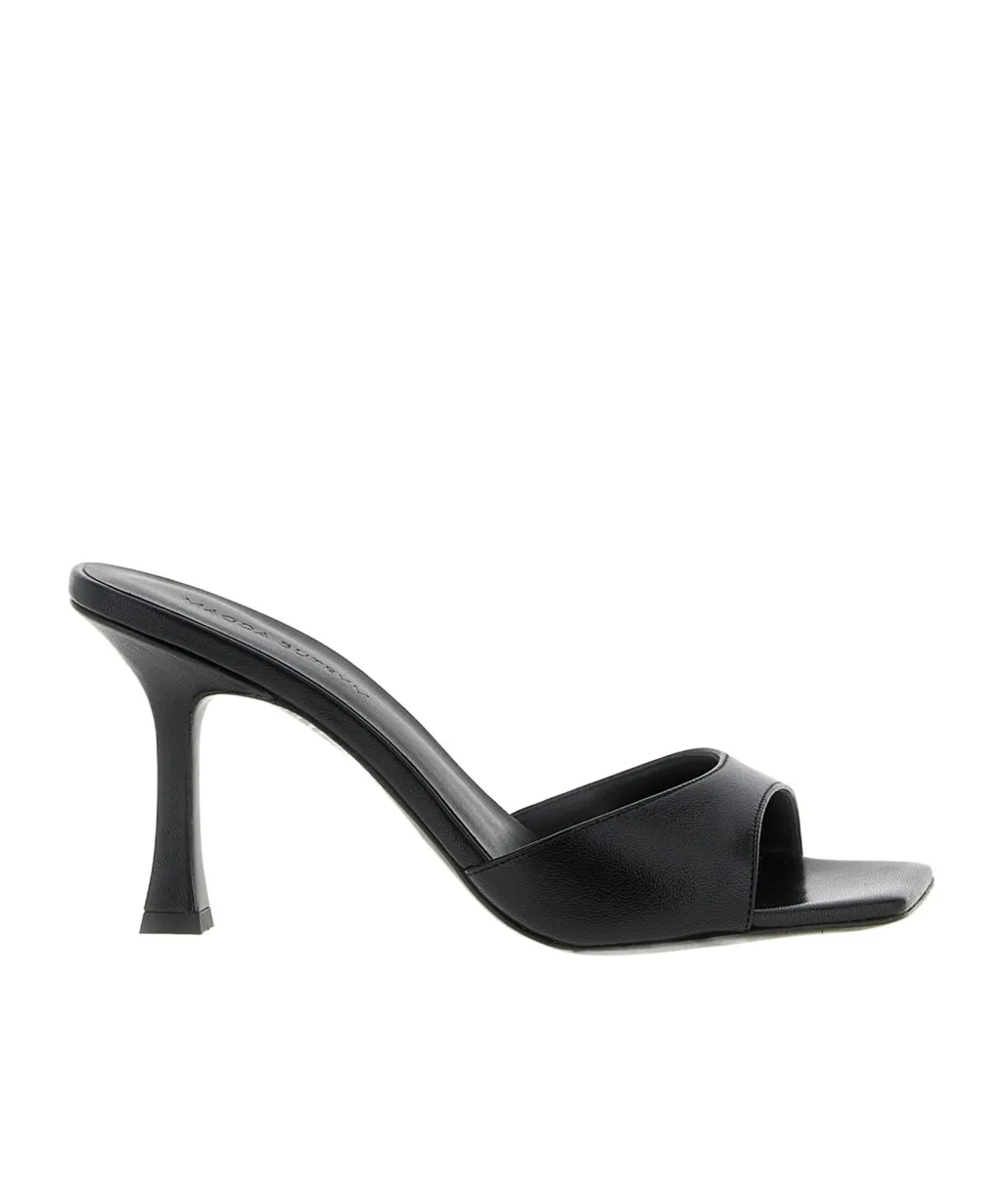 Magda Butrym Estonia Mules
