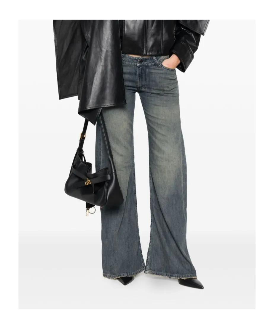 Wide-Leg Jeans