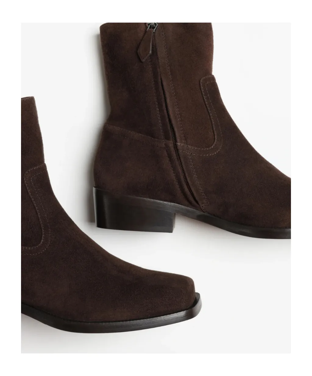 Out Law Ankle Boots