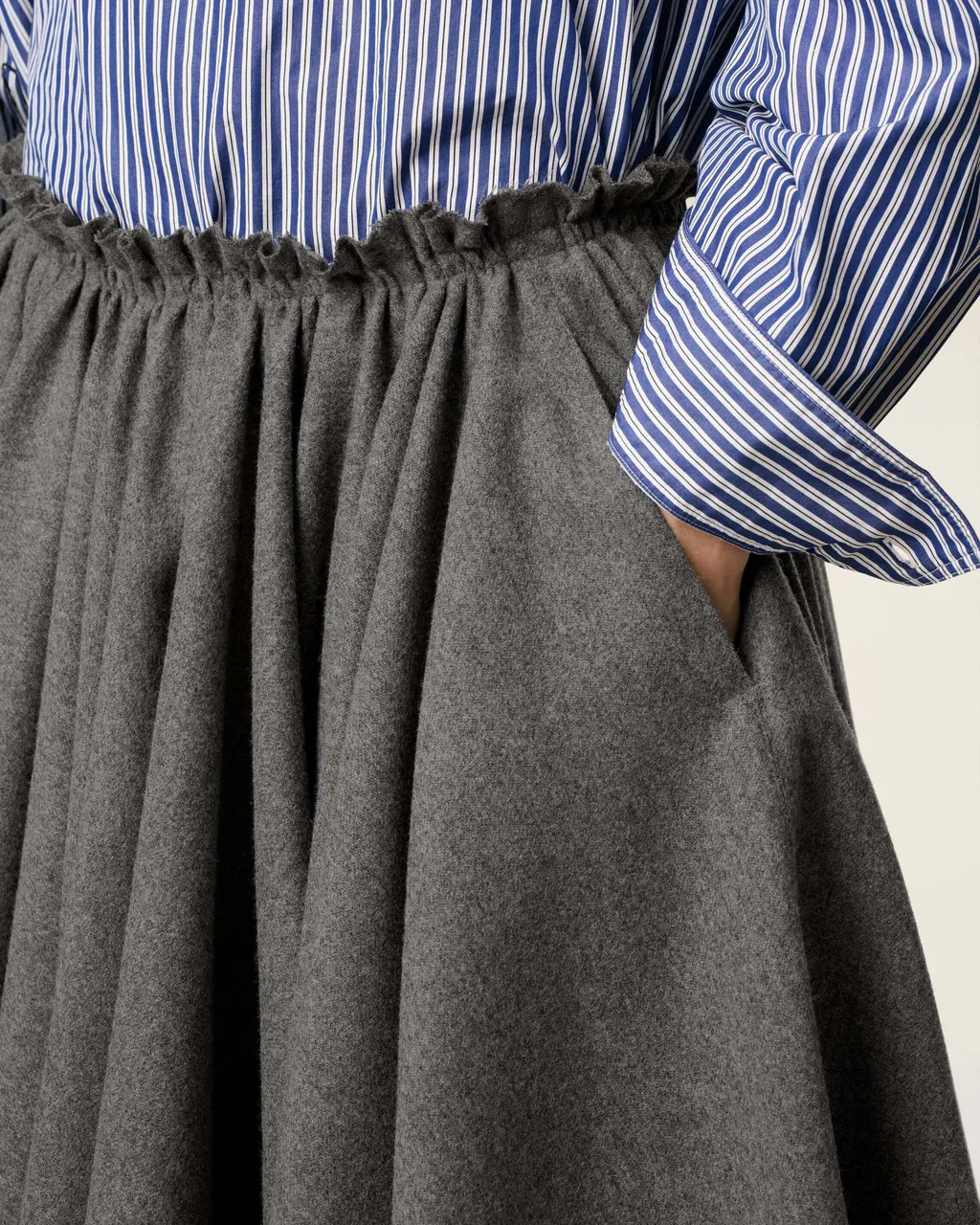 Ami Paris Elastic Waist Midi Corolla Skirt