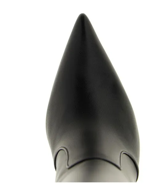Pointed-Toe Boots