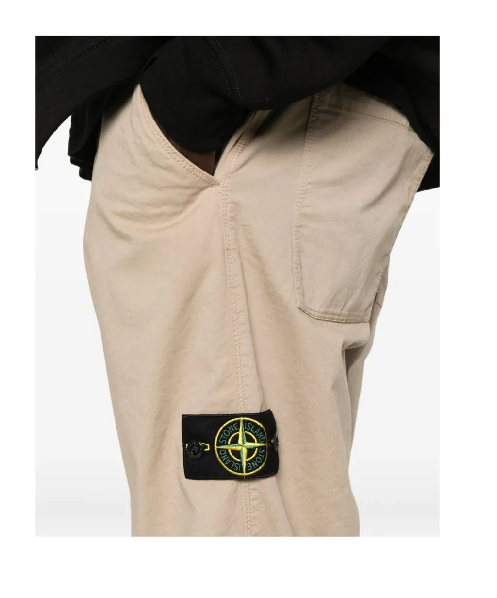 Cargo-Pocket Logo-Patch Trousers