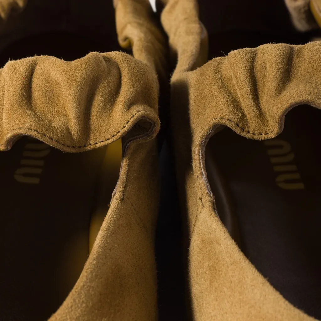 Miu Miu Logo-Detailed Ballet Flats