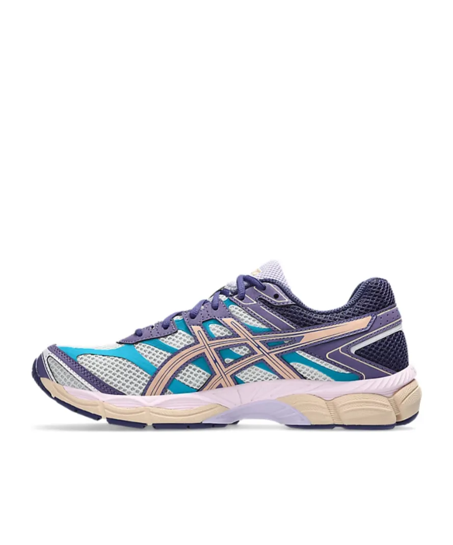Asics Gel-Cumulus 16 Lace-Up Sneakers