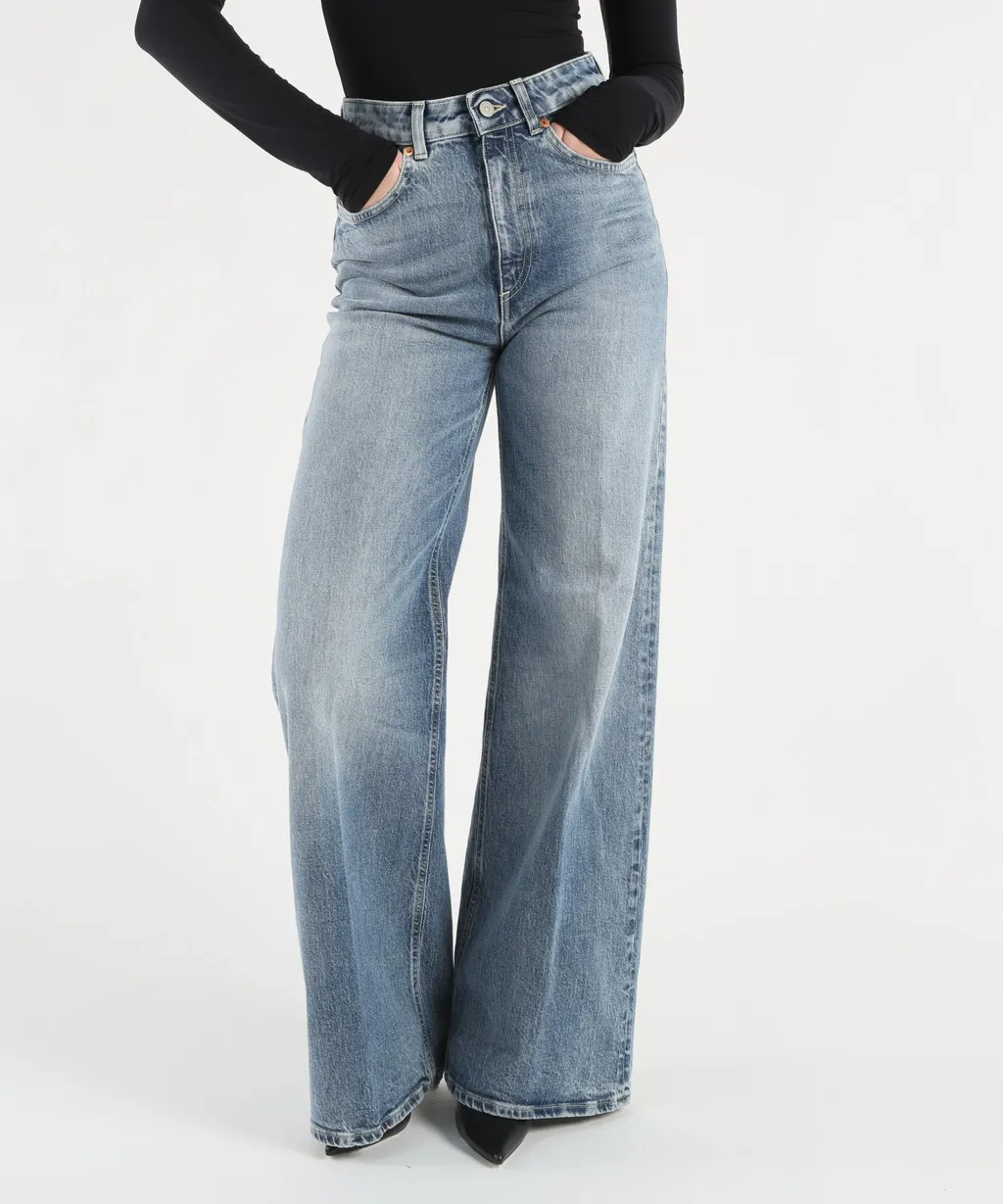 Wide Leg Jeans