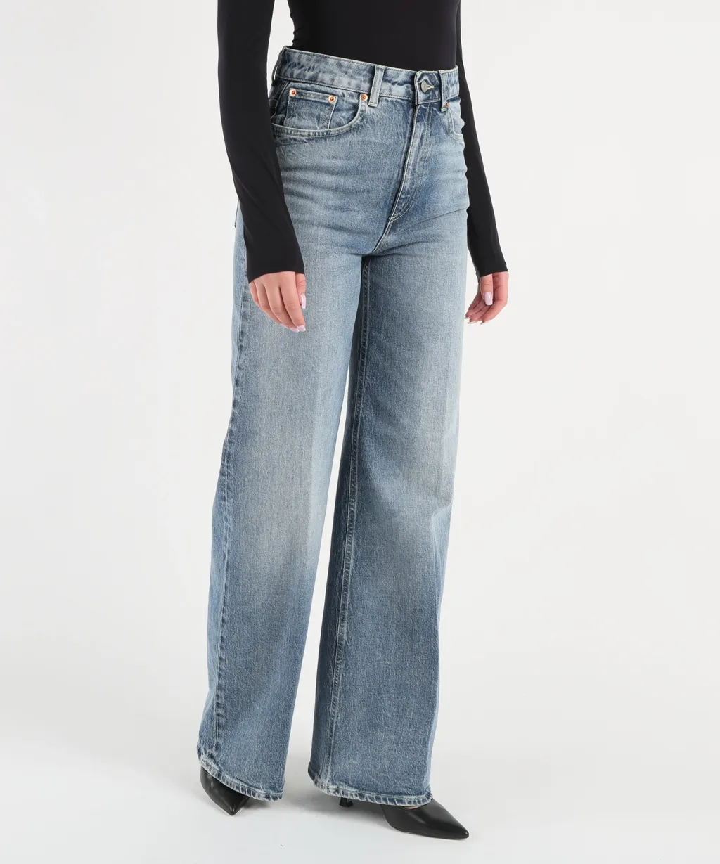 Wide Leg Jeans