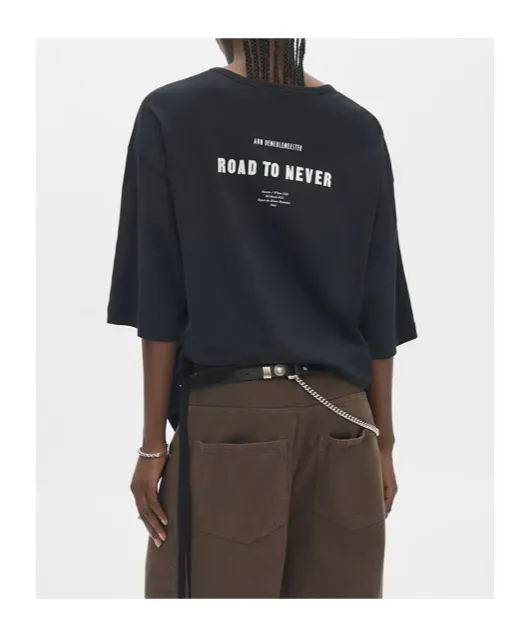 Short-Sleeved T-Shirt