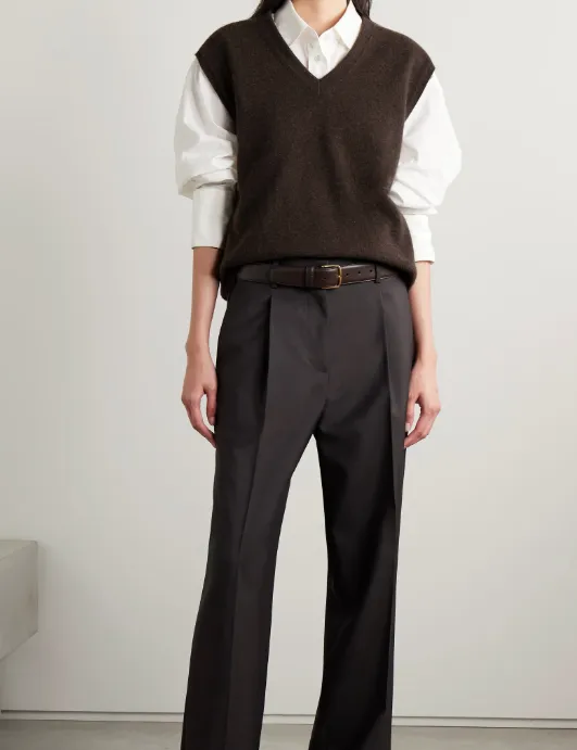 V-Neck Sleeveless Pullover
