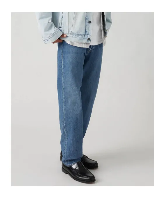 501 Straight-Leg Jeans
