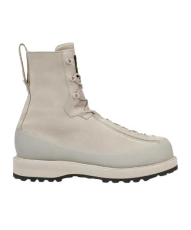 Hiking Boot With Dual Lacing And Lug Sole