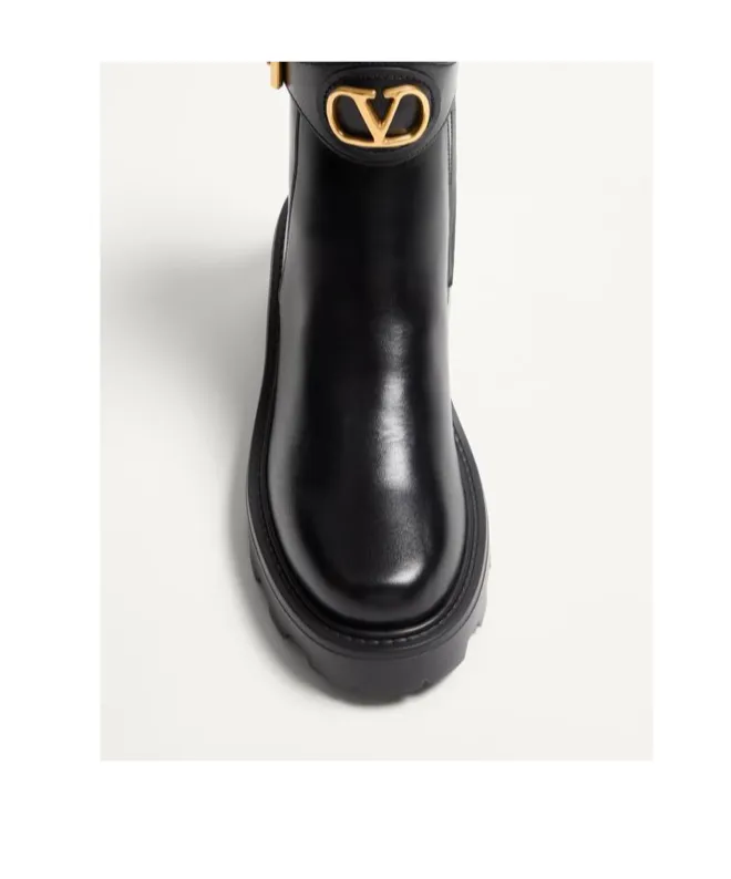 Valentino Logo Plaque Buckle Detailed Ankle Boots