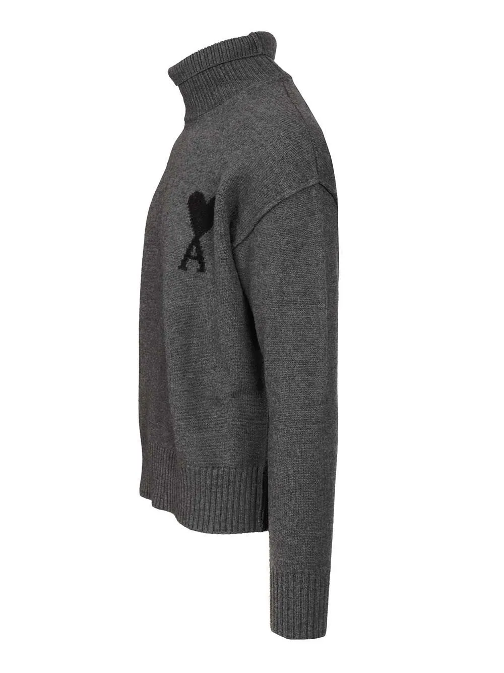 Heart Appliqué Roll-Neck Knitwear