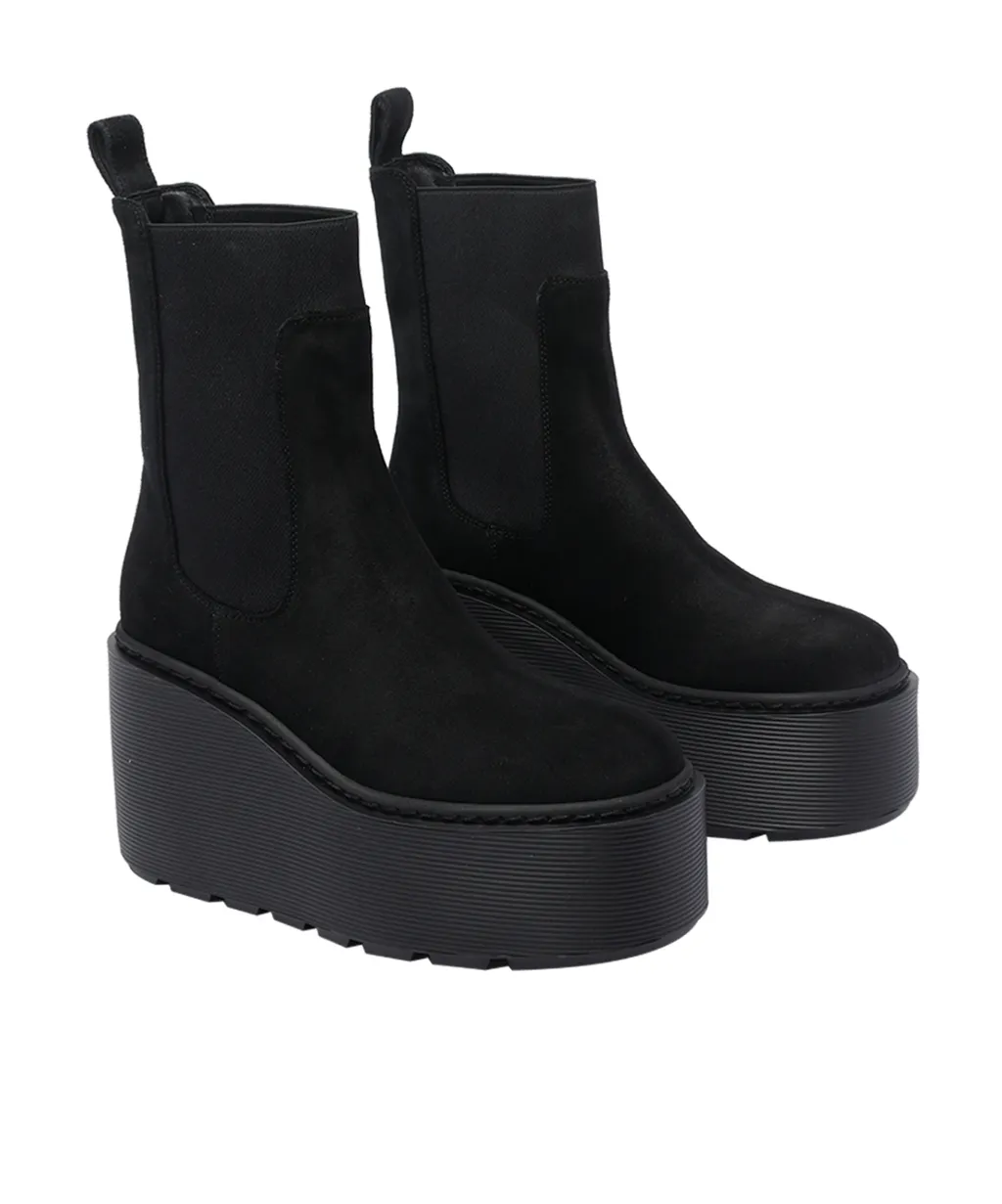 Heeled Boots